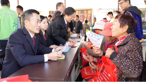 普法宣传进乡村 法治护航助振兴